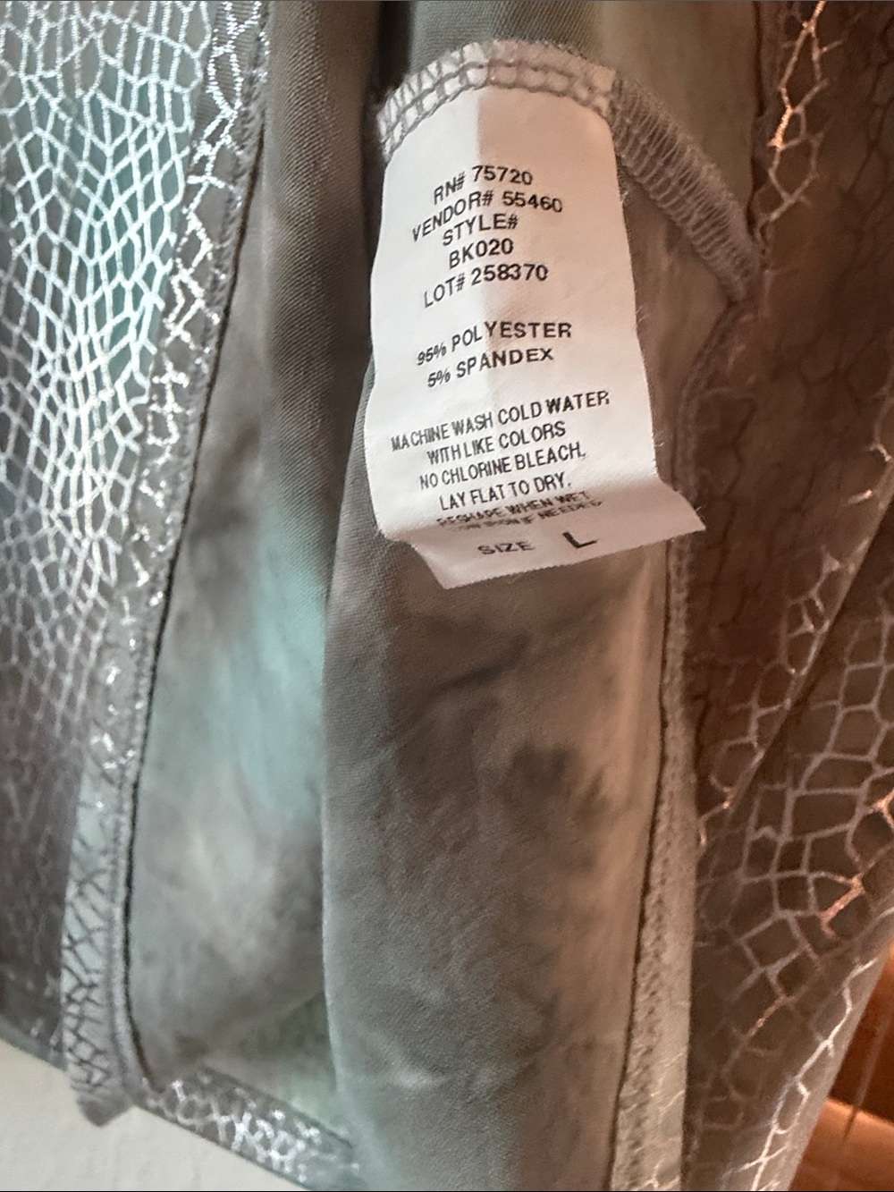 2 BKE Tank Tops - Picture 9 of 9
